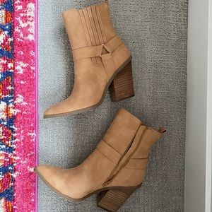 Dolce Vita Ankle Booties